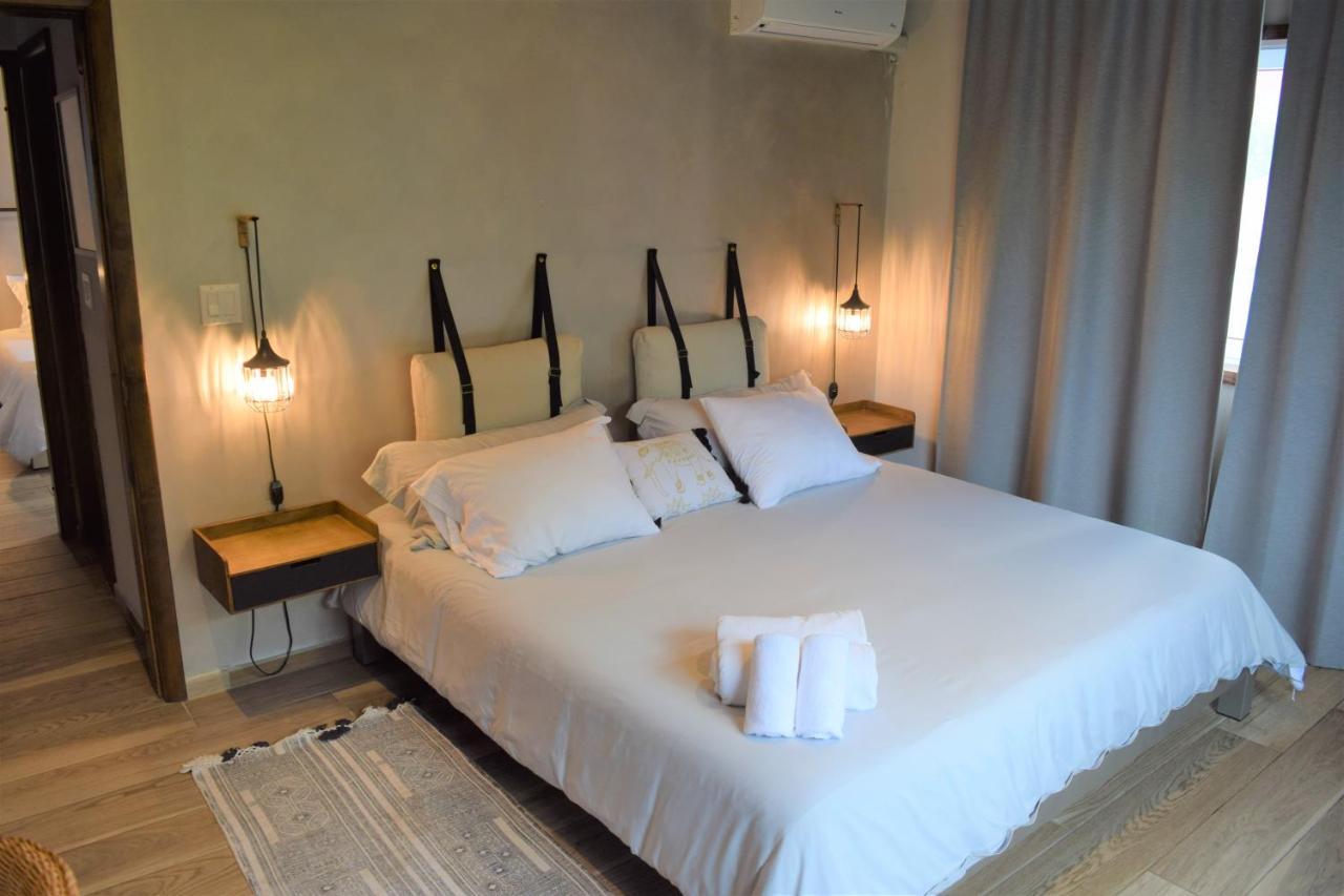 Tradewinds Apartments Simpson Bay Esterno foto