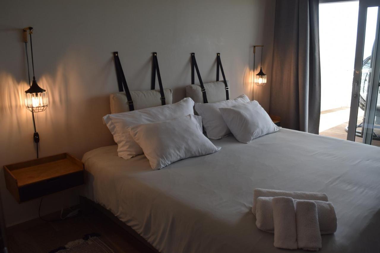 Tradewinds Apartments Simpson Bay Esterno foto