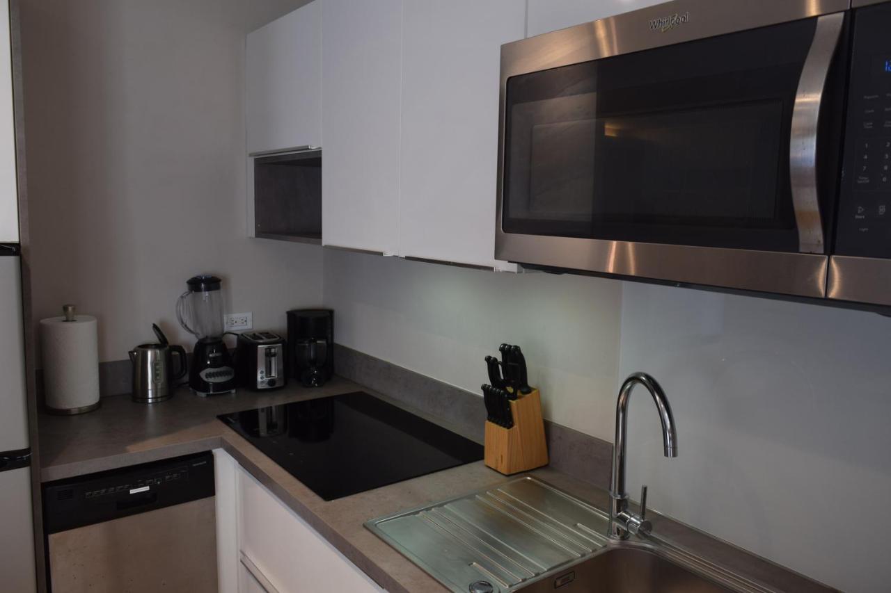 Tradewinds Apartments Simpson Bay Esterno foto